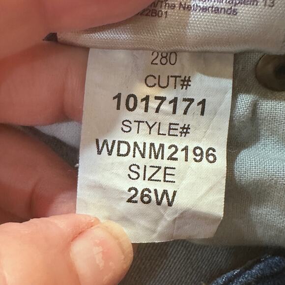 NYDJ Size 26W Ami Skinny Fit Jeans Dark Wash Lift Tuck Technology Raw Hem Ankles - Picture 9 of 11